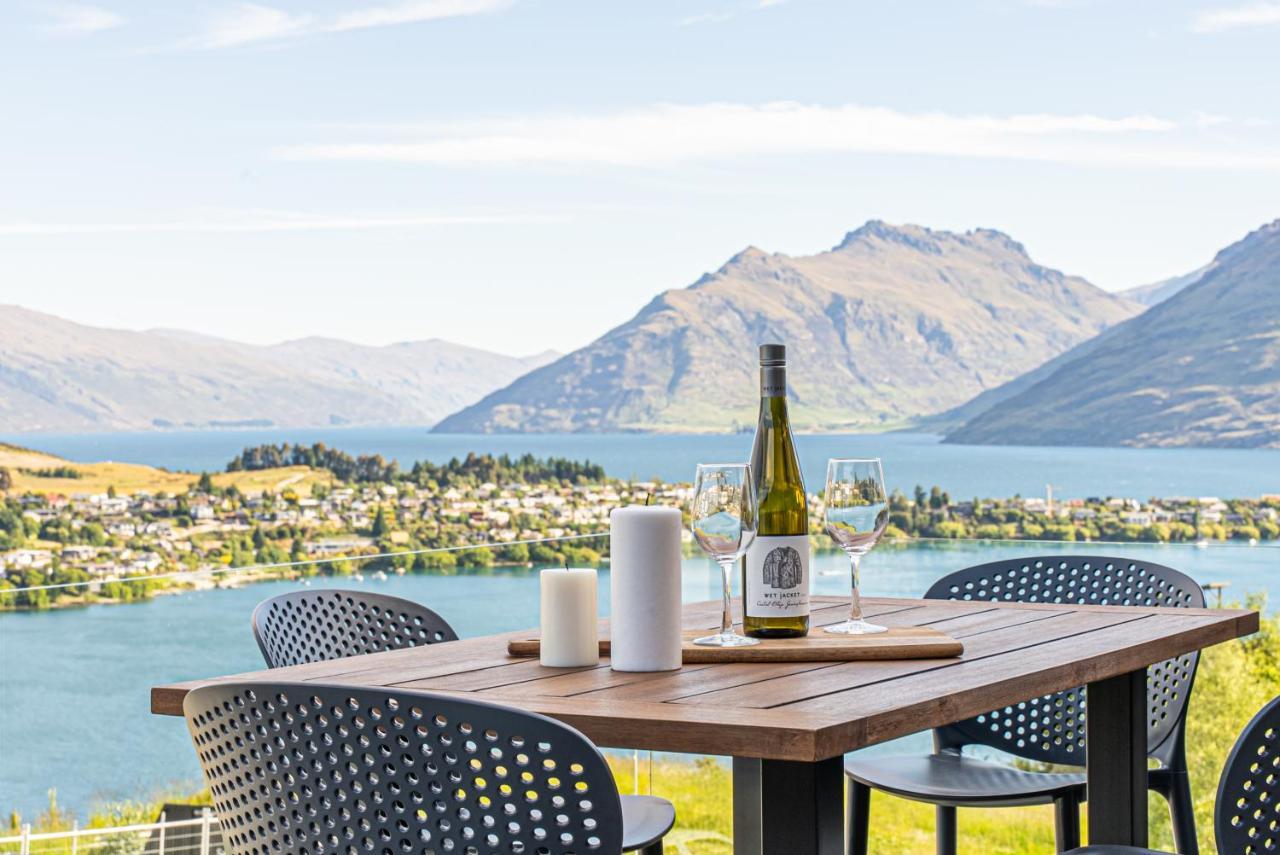 Queenstown Lake And Mountain View Retreat Free Wifi Free Street Parking Экстерьер фото