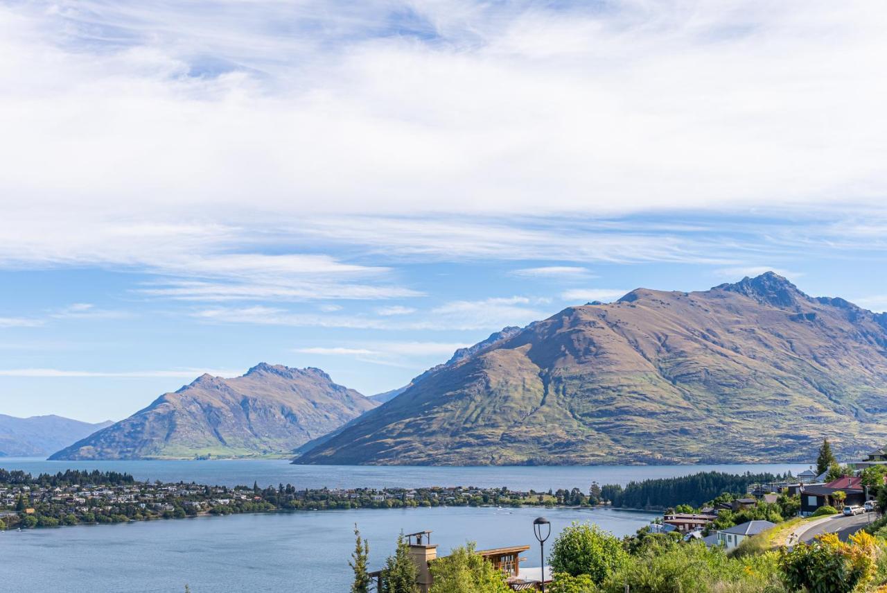 Queenstown Lake And Mountain View Retreat Free Wifi Free Street Parking Экстерьер фото