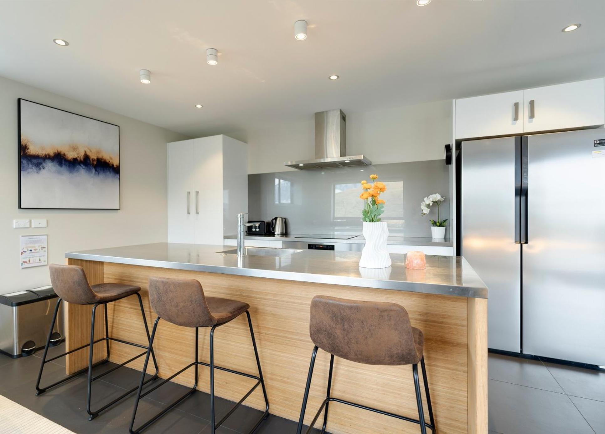 Queenstown Lake And Mountain View Retreat Free Wifi Free Street Parking Экстерьер фото